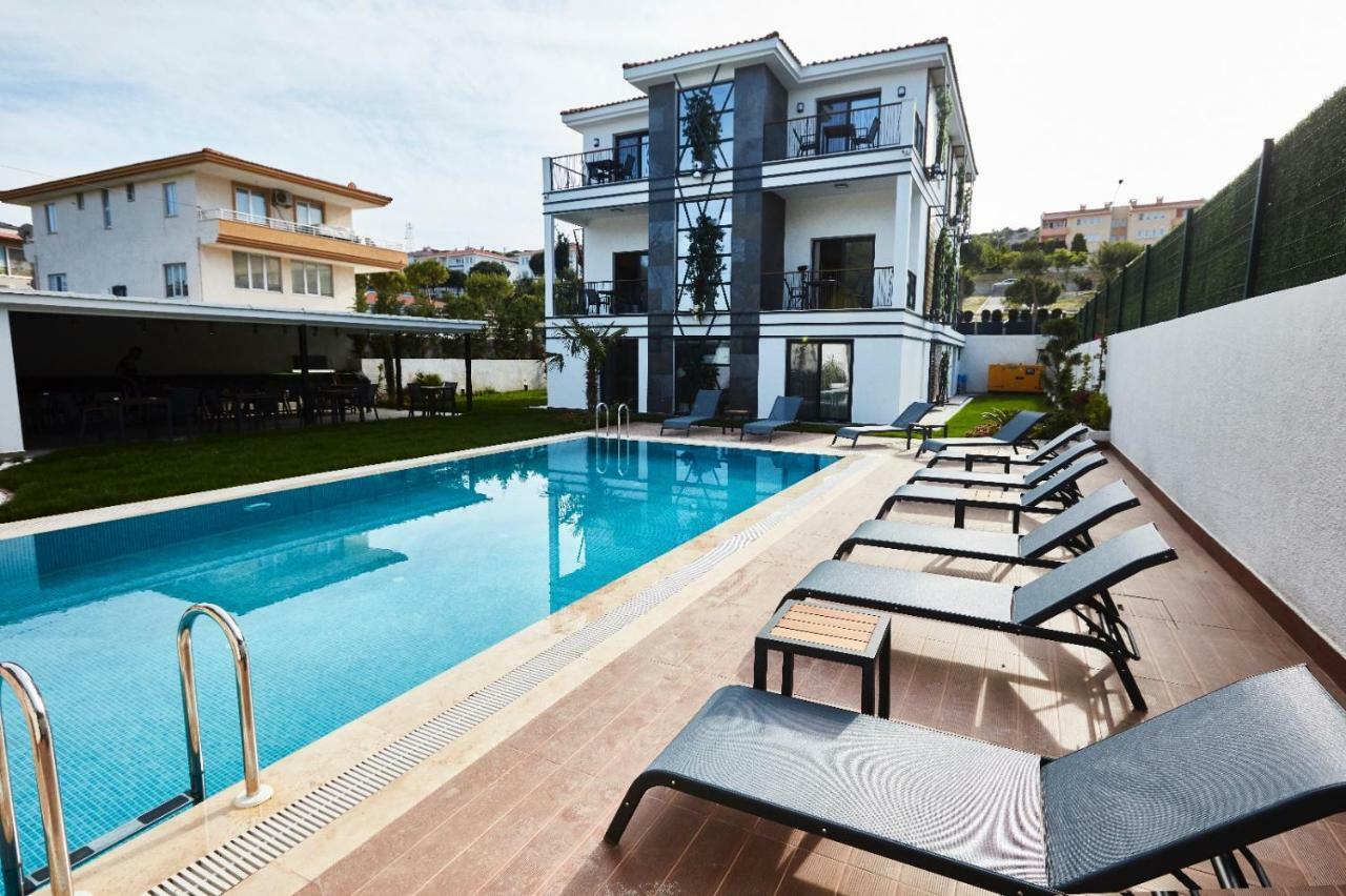 Ruwais Hotel Çeşme Exterior foto