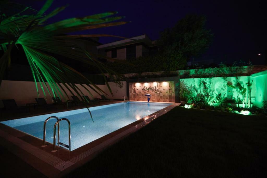 Ruwais Hotel Çeşme Exterior foto